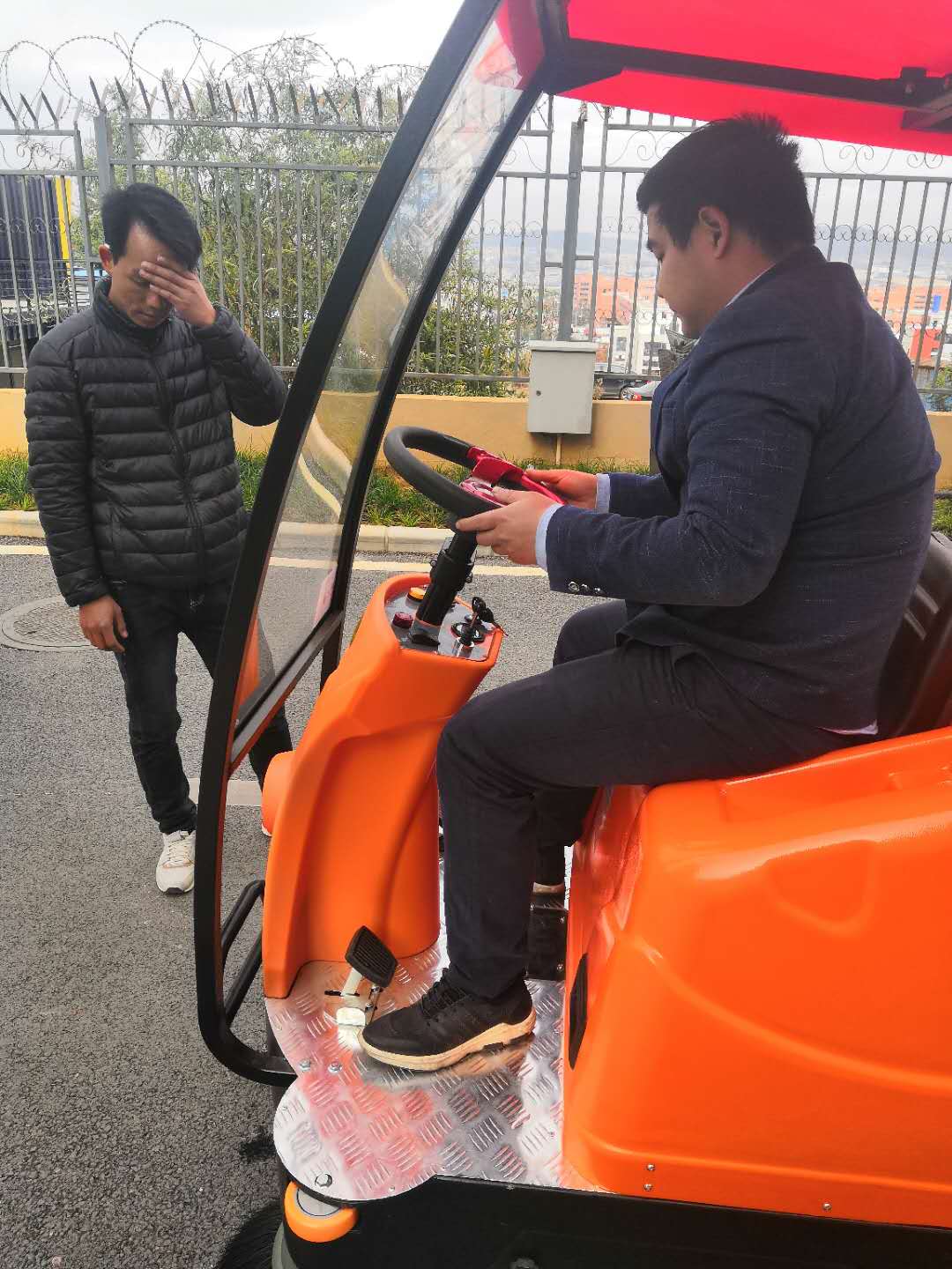 湖南掃地機的操作技巧