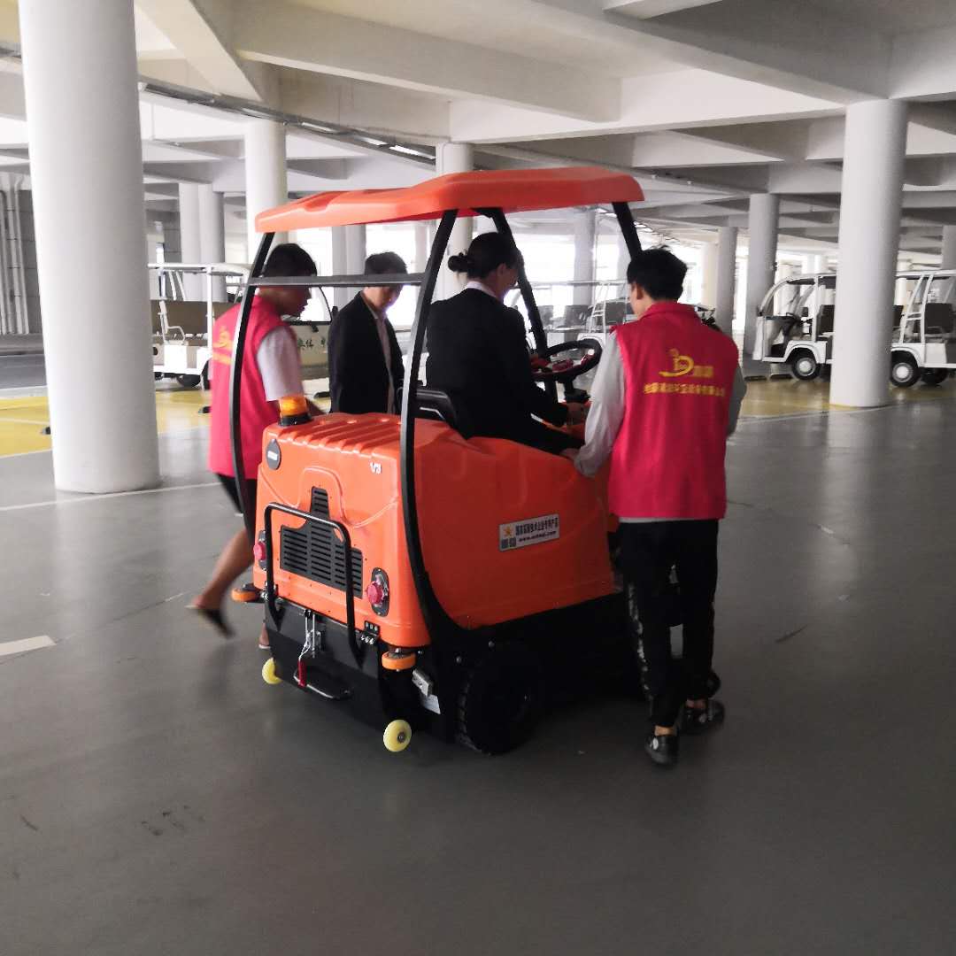 湖南大型掃地機(jī)怎么樣